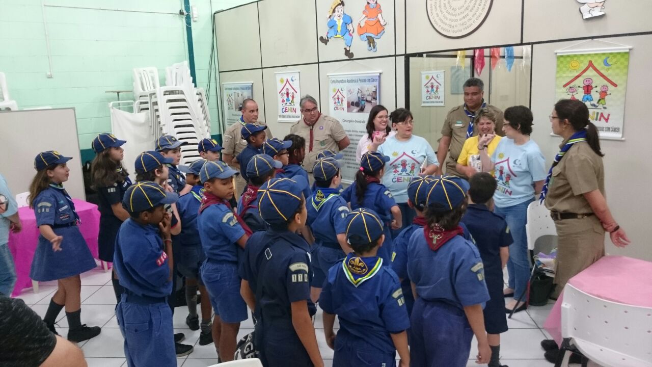 Lobinhos ajudam Centro de Assistência a Pessoas com Câncer de Santos