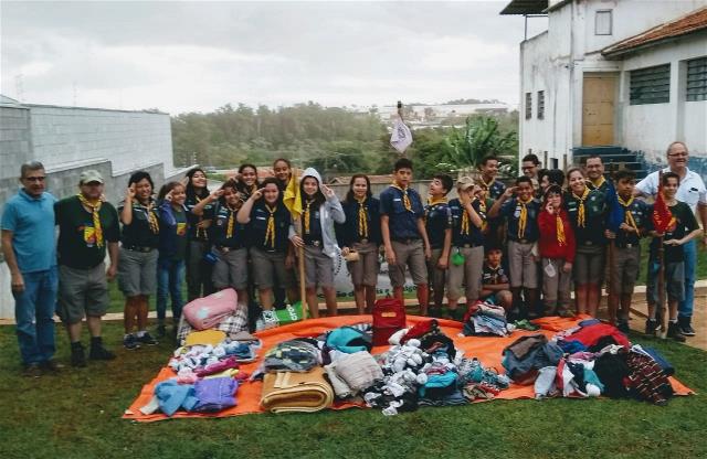 Clipping: Grupo de Escoteiros Bem-te-vi doa mais de 600 peças para Campanha do Agasalho