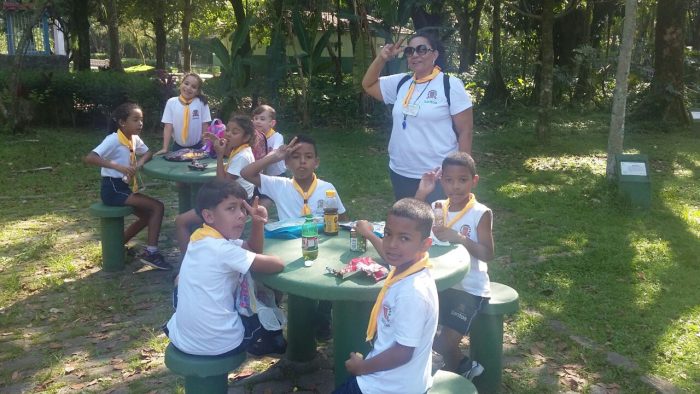 Em projeto piloto, Escotismo vira atividade do contraturno escolar em Santos