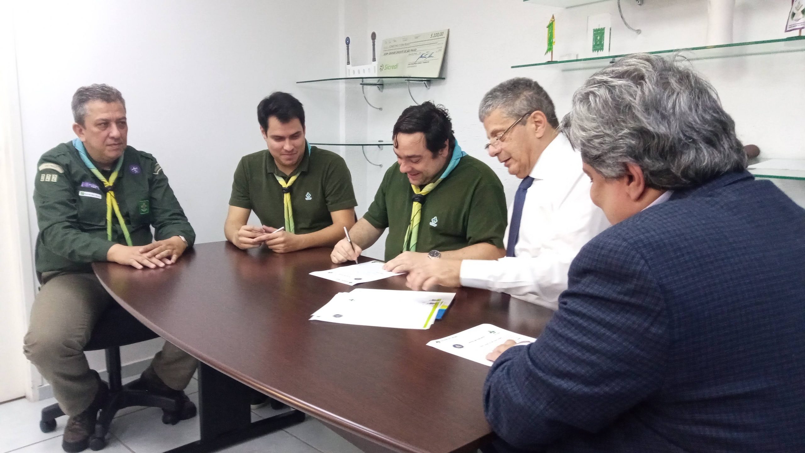 Escoteiros do Brasil Região de São Paulo assinam convênio com GOSP – Grande Oriente de São Paulo