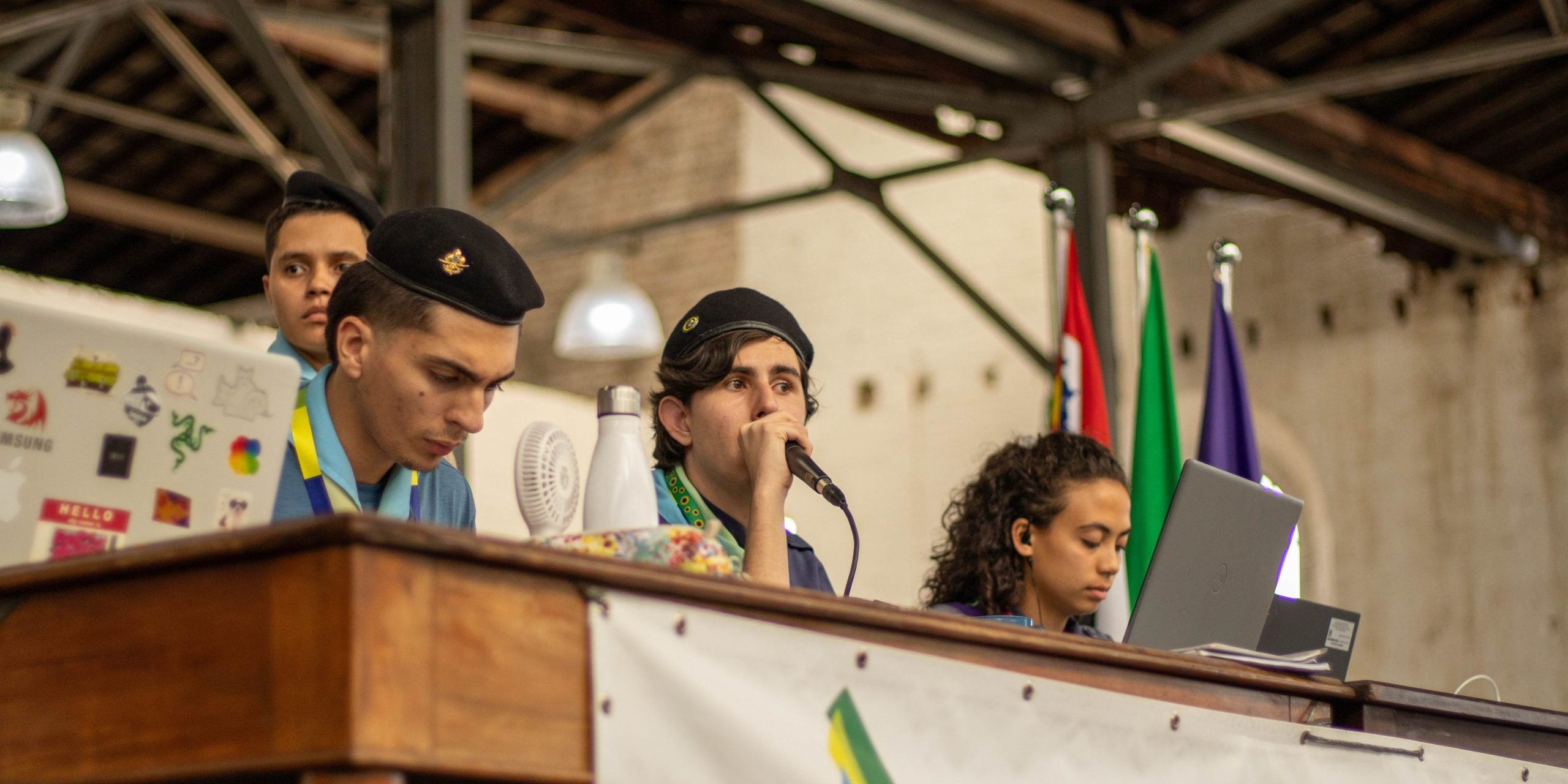 Editais de Convocação: Revisão de Regulamentos do Ramo Pioneiro