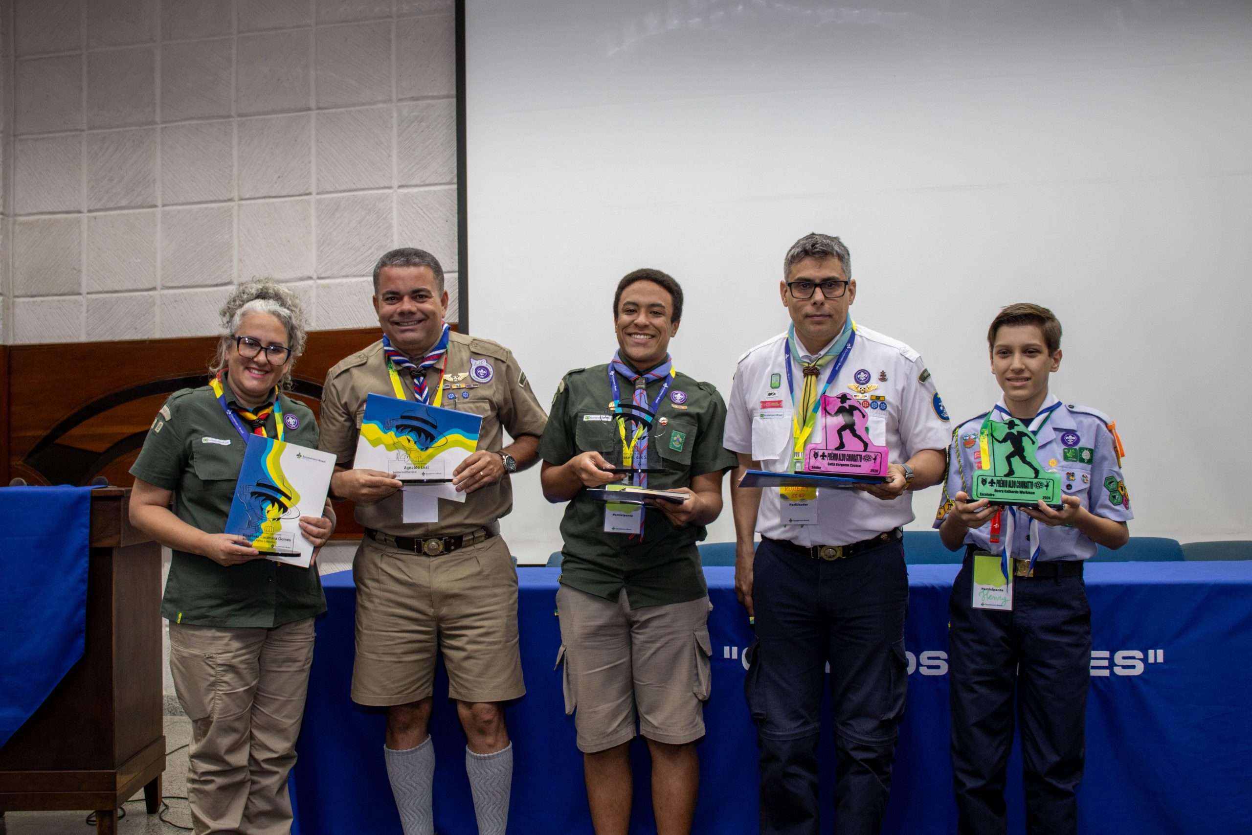 Jovens e voluntários são premiados no Congresso Regional Escoteiro e Pioneiro